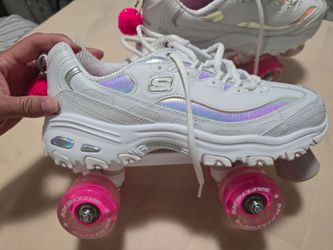 Womens Skechers roller skates