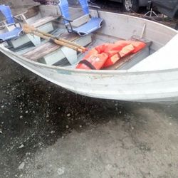 12' Seamaid Aluminum Boat 