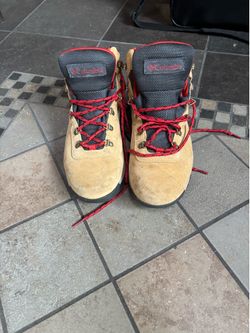 Columbia size 10, hiking boot