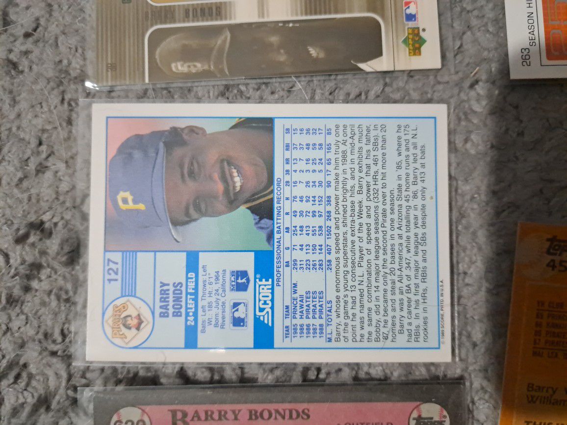 Lot Of 9 Barry Bonds Baseball Cards
