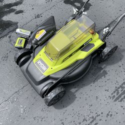 RYOBI LAWN MOWER 18” 40V 4ah BATTERY, SIDE DISCHARGER, NO BAG, NO BOLSA, INCLUDED 1 BATTERY AND 1 CHARGER, READY TO USE 