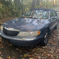 2000 Lincoln Continental