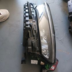 2024 JEEP GRAND CHEROKEE  LEFT HEADLIGHT 