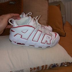 Nike Uptempo Varsity Red