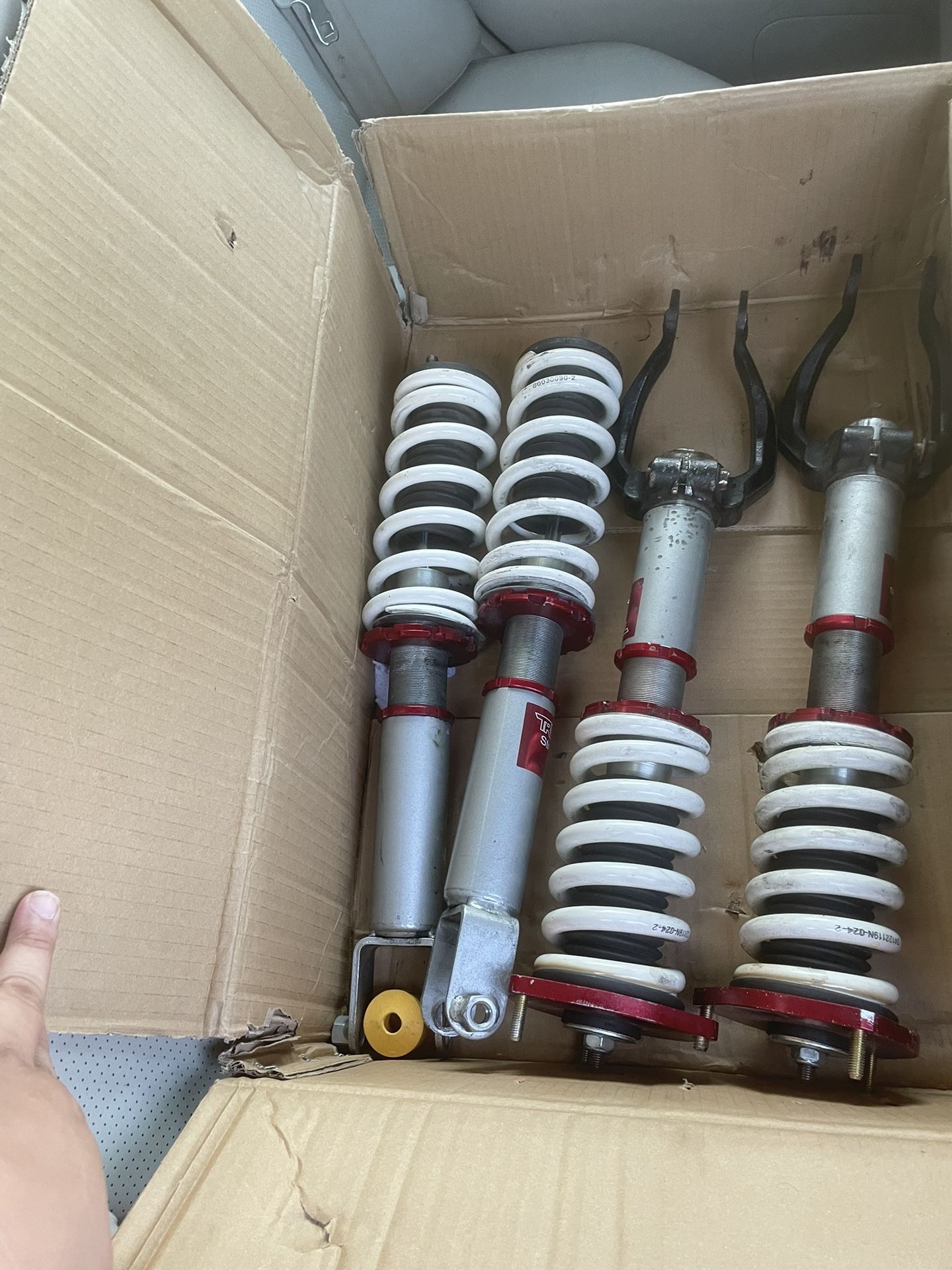 Truhart G37x Awd Coilovers