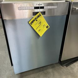 Bosch 300 Series 24” Dishwasher In Stainless Steel 