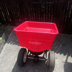 Commercial Broadcast Spreader