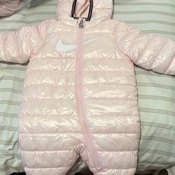 6 M Nike Fleece Suit