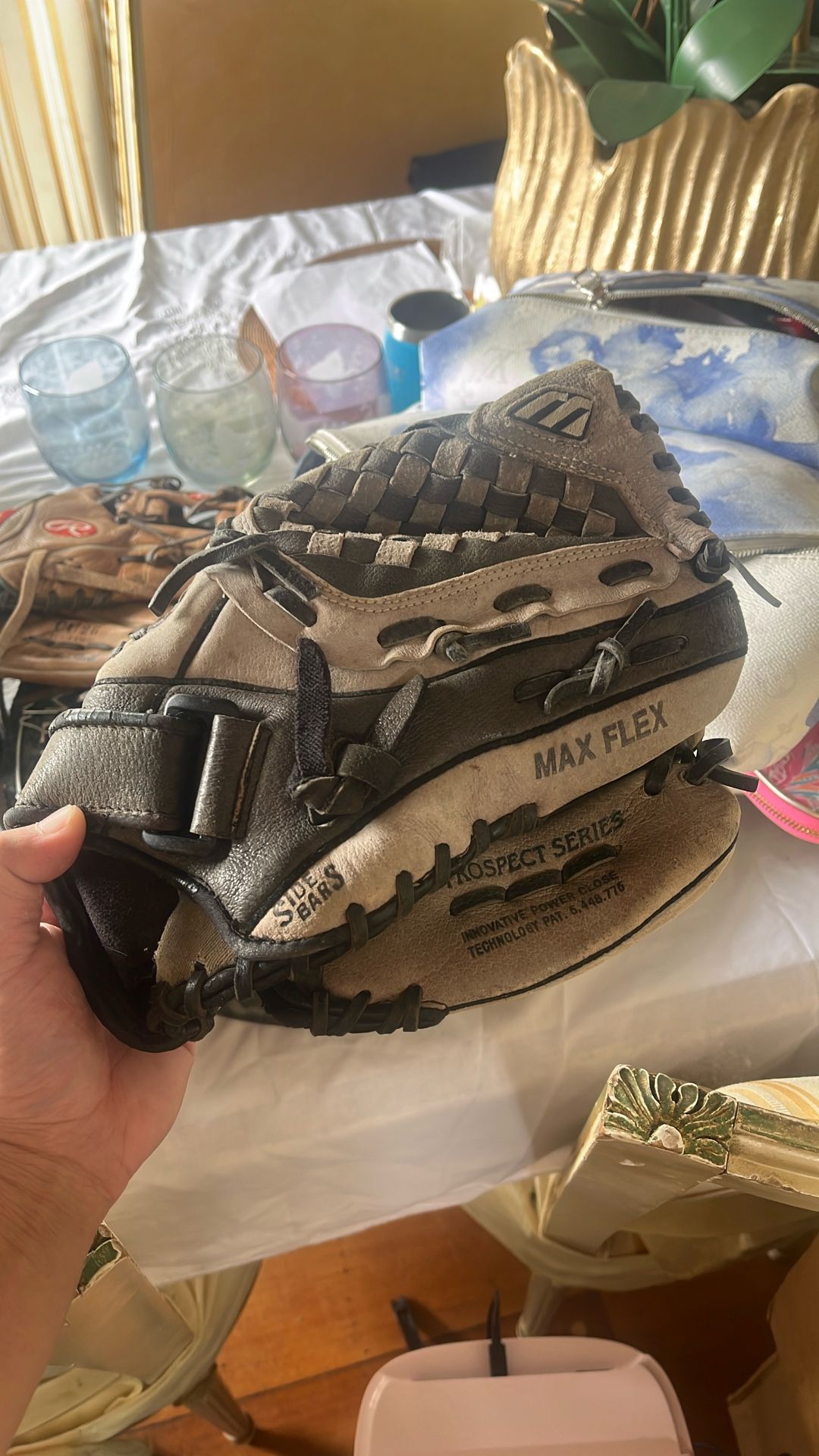 Mizuno Baseball Mitt