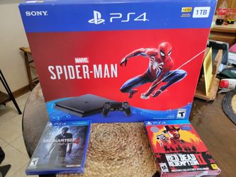 play stations  4 plus 2 new games