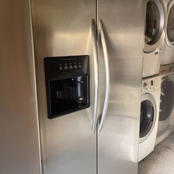 Frigidaire Side By Side Refrigerator 