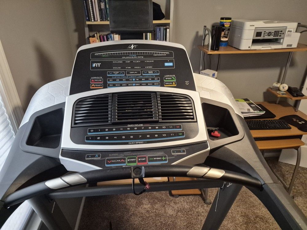 NordicTrack C850i MOVING SALE MUST GO