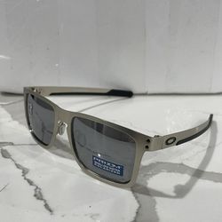 New Oakley Holbrook Metal Prizm sunglasses
