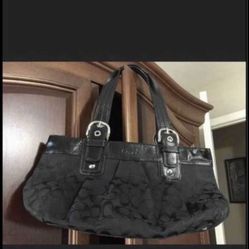 AUTHENTIC BLACK COACH SOHO PLEATED SIGNATURE TOTE F13742