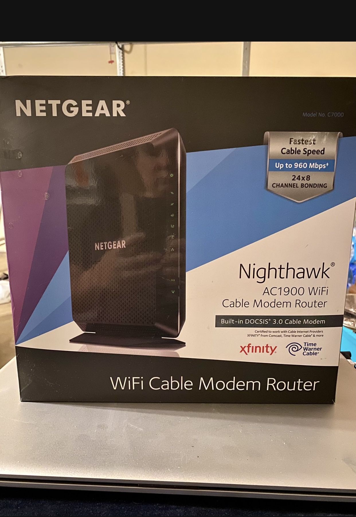 NETGEAR - Nighthawk AC1900 Router with DOCSIS 3.0 Cable Modem
