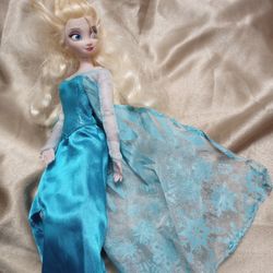 2015 Disney Princess Elsa Doll