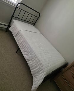 Twin bed frame