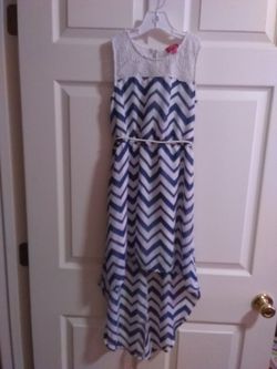 Girl dress size 10 .. Vestido de niña talla 10 $5 precio firme