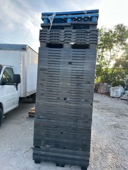 Free pallets