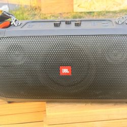 JBL Party Box On The Go