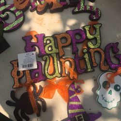 HALLOWEEN signs