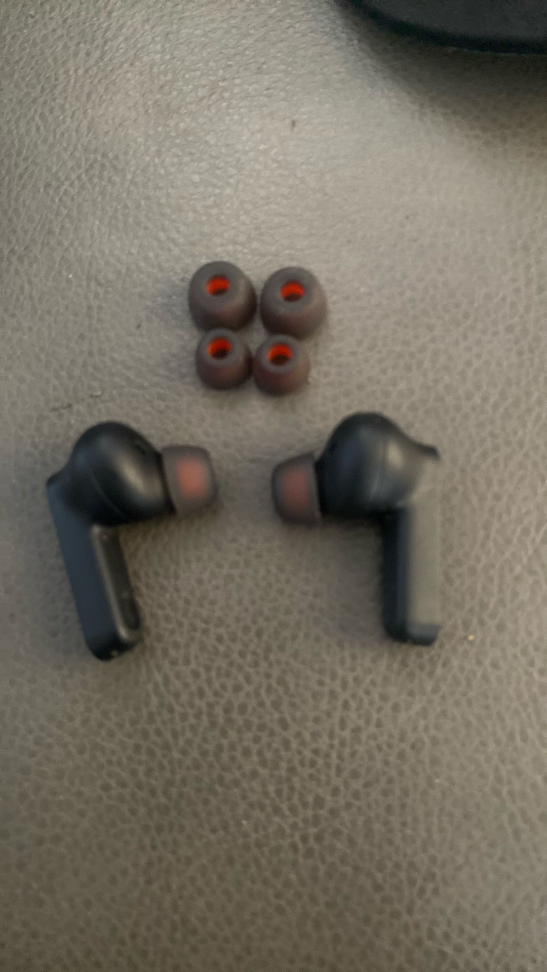 Jbl Tune Earphones Just Needs The Case