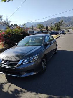 2015 Honda Accord 4 doors