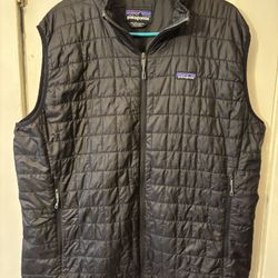 Patagonia Men’s Nano Puff Vest 