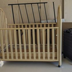 Free Baby Crib Must Pick Up 