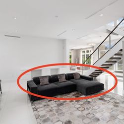 SLEEK BoConcept Hampton Sectional 