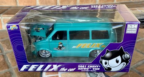 Jada Toys Felix the Cat 2001 Aqua 2001 Chevy Astro Van 1:24