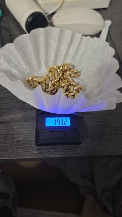 GOLD CUBAN LINK CAHIN 18K