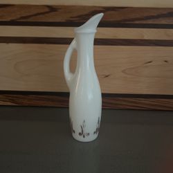 Vintage Milk Glass Pitcher/creamer/vase
