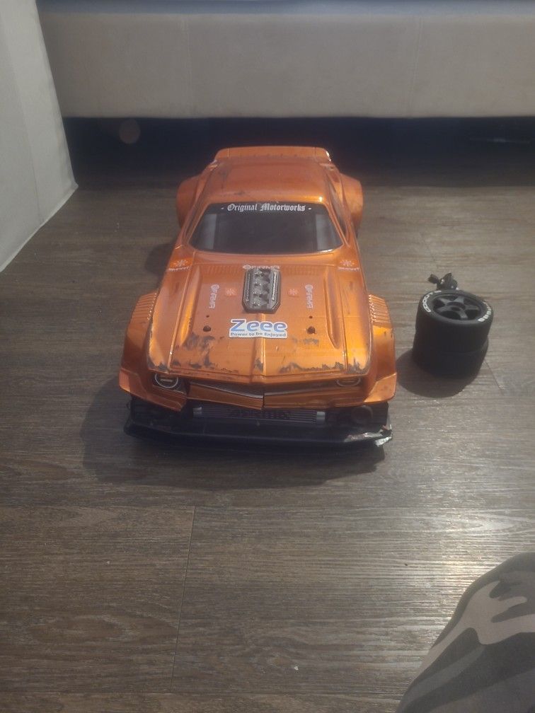 Arrma Felony 6s Has A 30t Spool And 32t Pinion Tp Power Motor Stock Esc As Well As 2 Zeee 10,000mah Battery With A Few Extra Parts