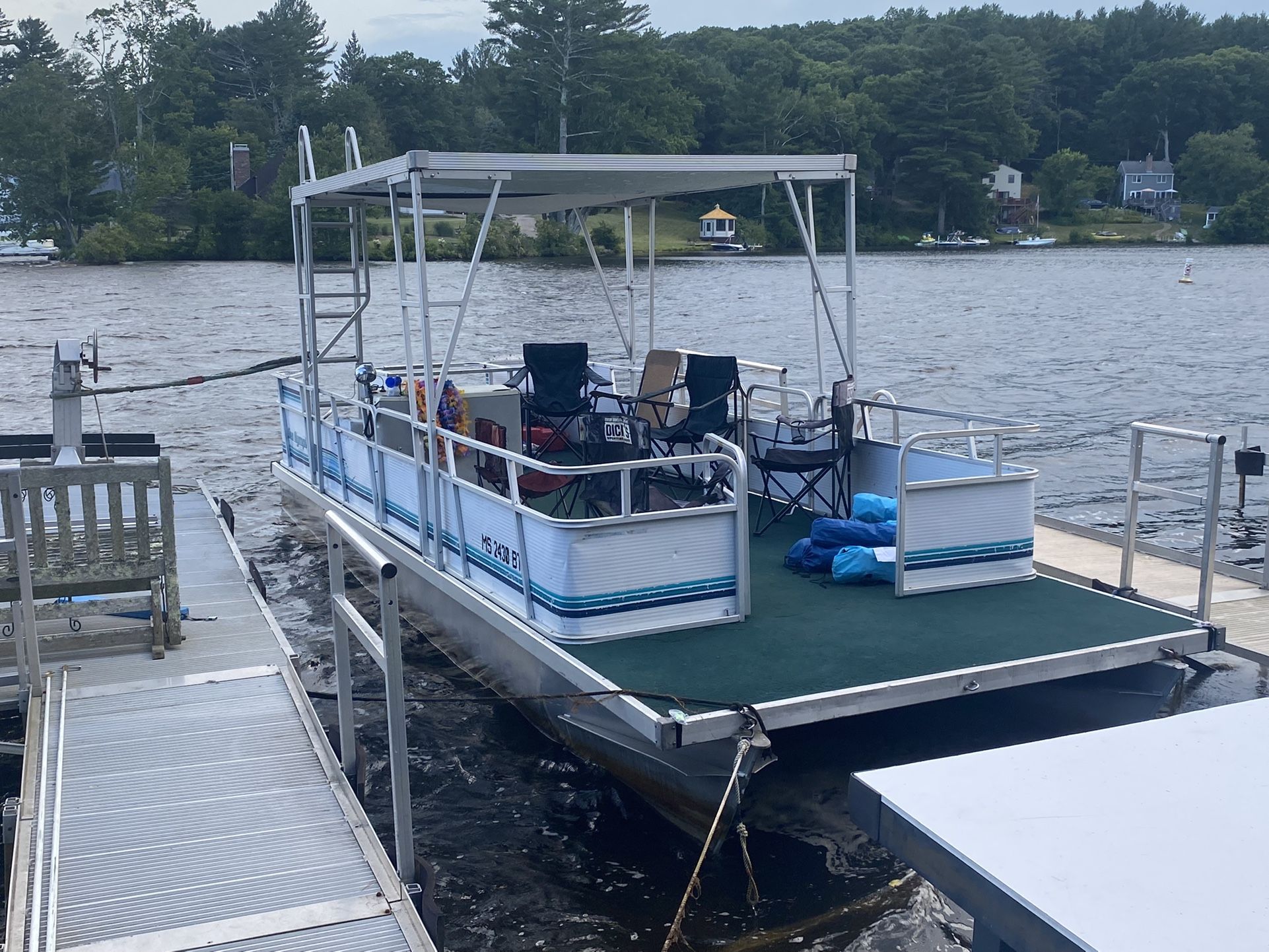 1992 Hardtop Pontoon Party Boat 