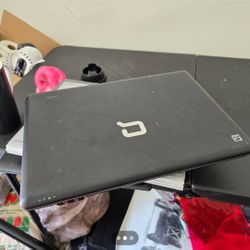 Laptop - Needs work no charger
