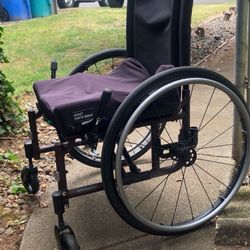 comfortable wheelchair , barely used 