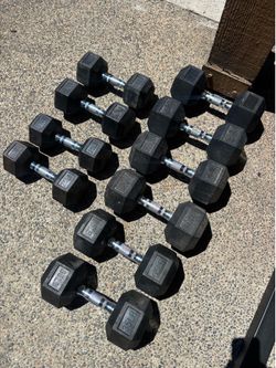 DUMBBELL WEIGHTS 2x25, 2x30, 2x35, 2x40 AND 2x45 LBS (350 lbs total weight) $300 FIRM! NOT SEPARATING FOR NOW