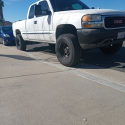 GMC Sierra  For Sale 