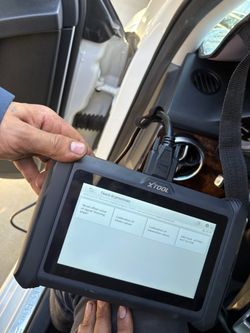 XTOOL Automotive Diagnostic Tablet Scanner