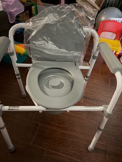 Guardian bariatric commode