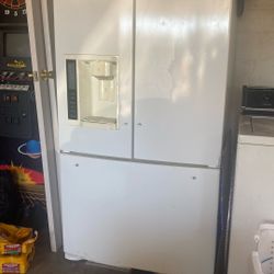 LG Refrigerator 