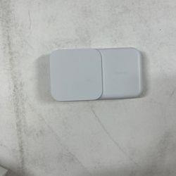 Belkin UltraCharge 3-in-1 Foldable Magnetic Charger 3925EV