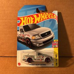 Hot Wheels ‘99 Ford F-150 SVT Lightning (Milwaukie,OR)