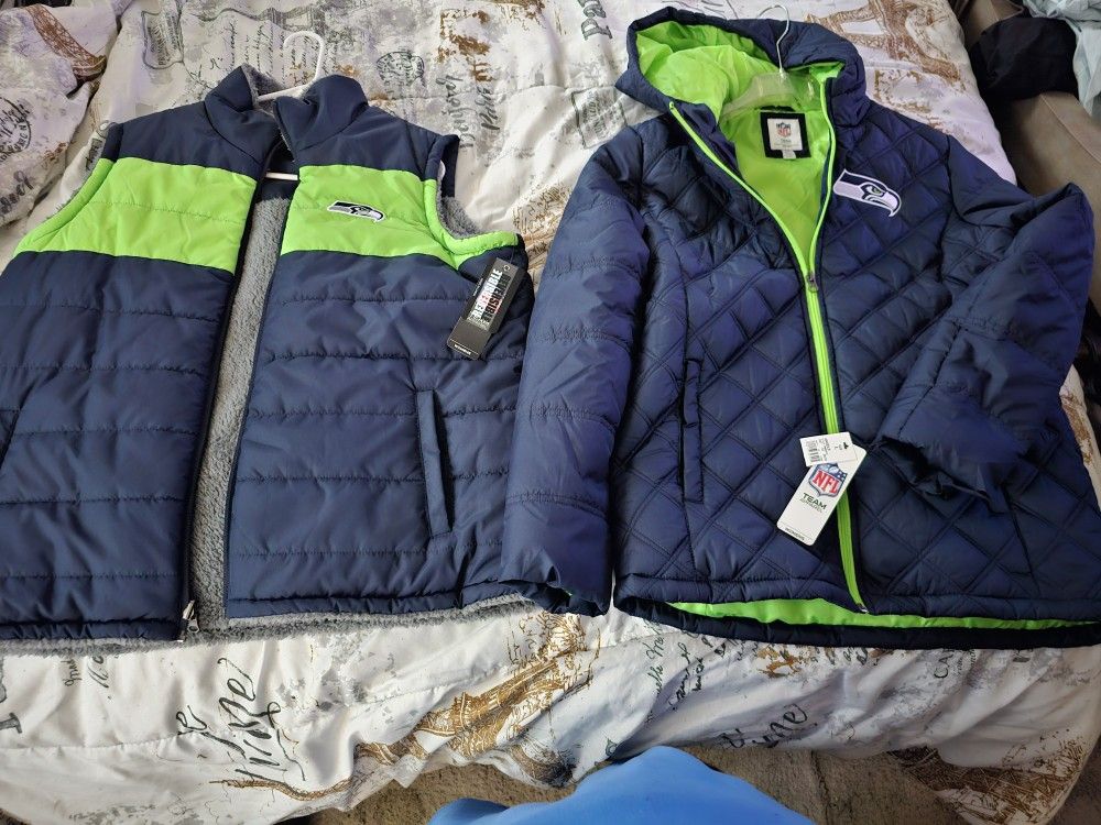 Seahawka Womens Hooded Jacket And Vest