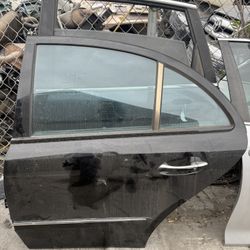 2008 Mercedes Benz E550 Left Rear Door Black $275