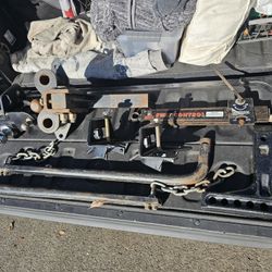 Husky Elite Eaz-Lift Weight Distribution Hitch + Sway Control (14,000 lb / 1,400 lb TW)
