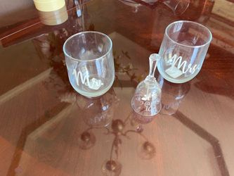 Mr. & Mrs. Stemless Wine Glass Set