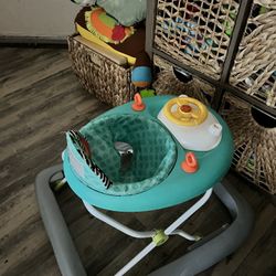 Baby Walker And Jumpers 