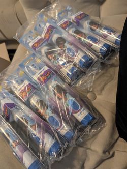 8 Karama World Electric Toothbrushes